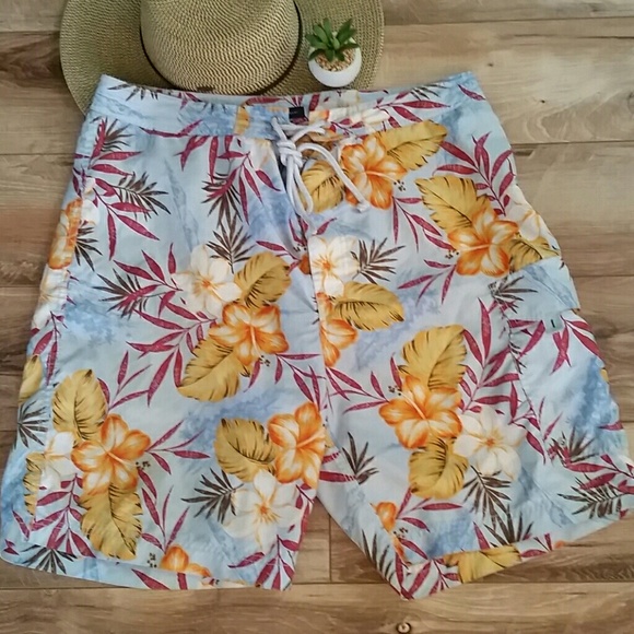 Banana Republic Other - 💥3for $25 BANANA REPUBLIC BOARD SHORTS